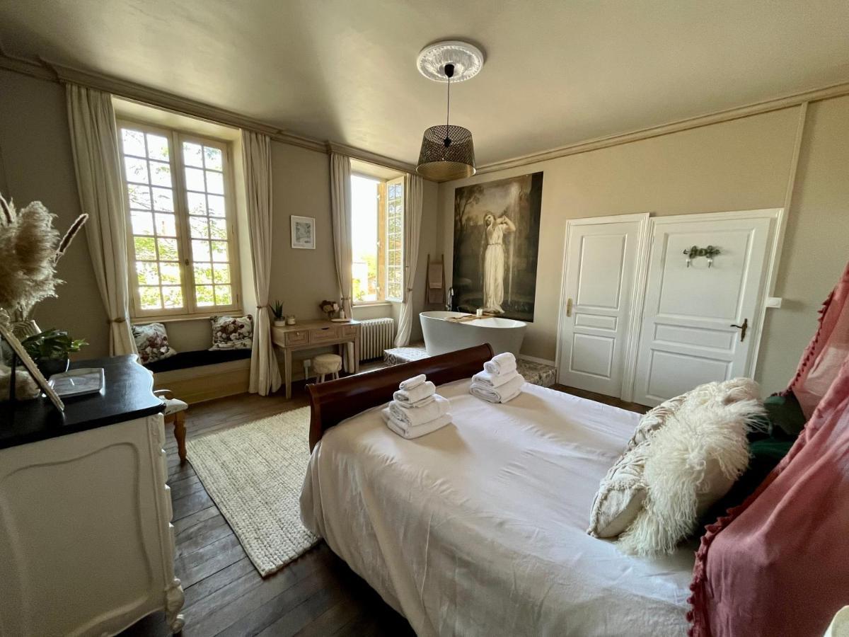 Maison De Mags & Mags Bed & Breakfast Lanouaille Luaran gambar