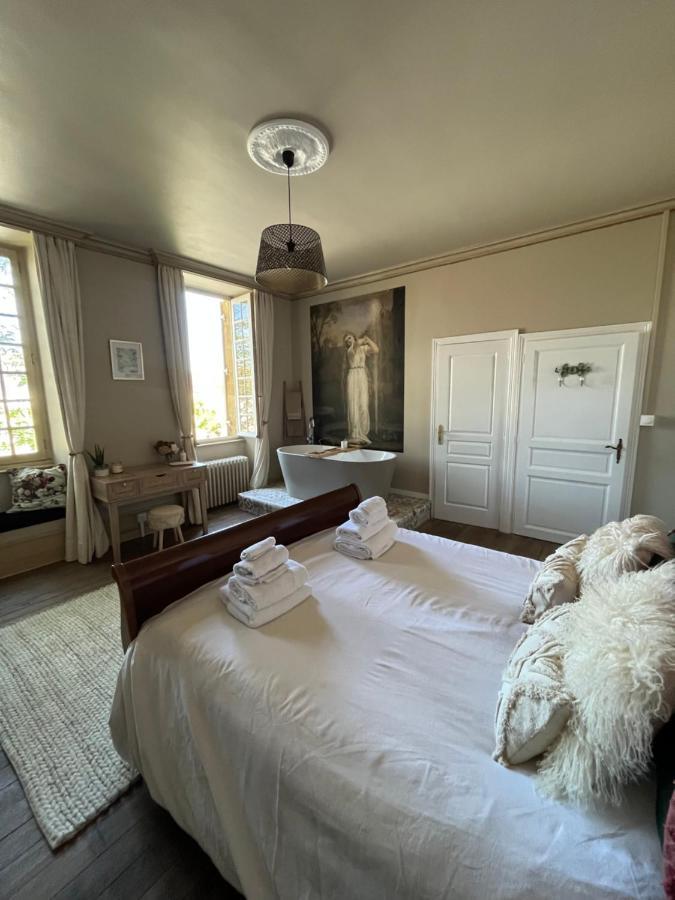Maison De Mags & Mags Bed & Breakfast Lanouaille Luaran gambar