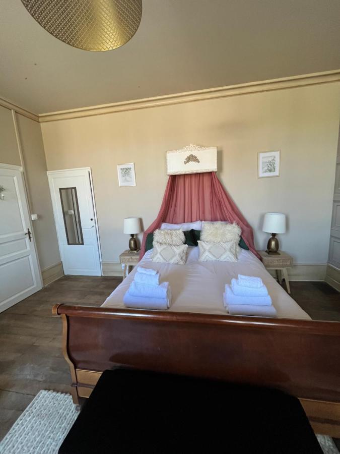 Maison De Mags & Mags Bed & Breakfast Lanouaille Luaran gambar